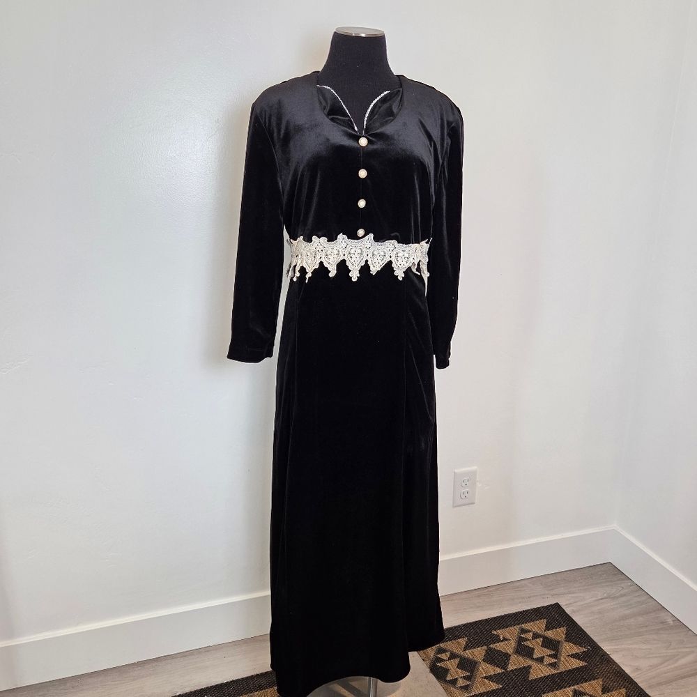 Vintage Ultra Dress New York Black Velvet Maxi Dress Lace Trim Grandma 90s 12